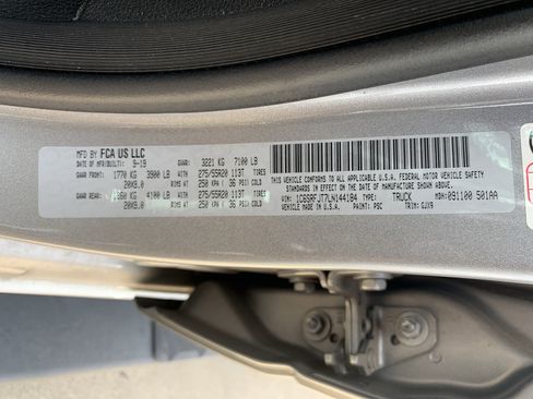 Used 2020 RAM 1500 Laramie AWD/4WD image 37