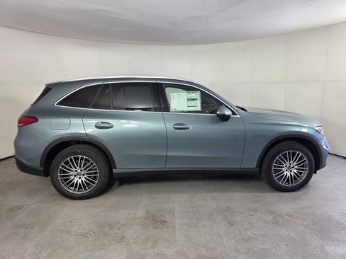 New 2026 Mercedes-Benz GLC 300 image 3