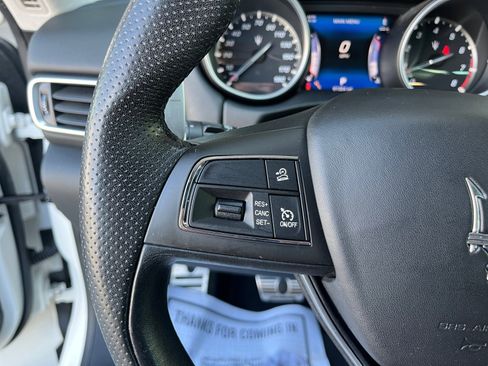 Used 2017 Maserati Levante w/ Sport Package image 17