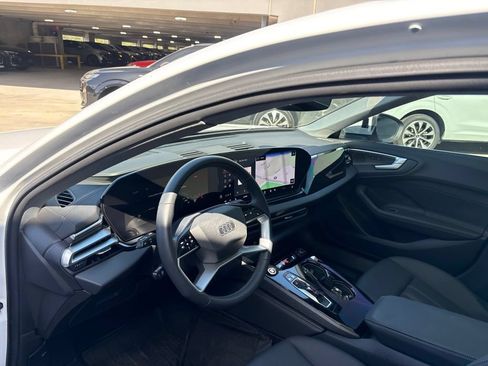 Used 2025 Audi A5 2.0T Premium Plus w/ Premium Plus AWD/4WD image 12