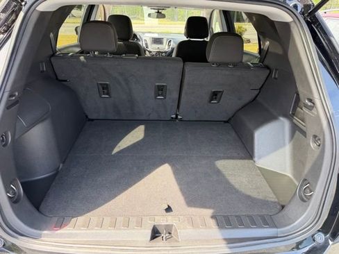 Certified 2023 Chevrolet Equinox LT FWD image 10