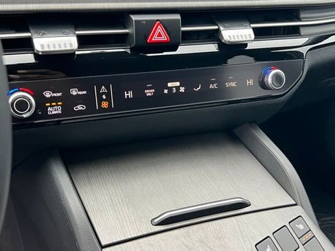 New 2026 Kia Sportage X-Line AWD/4WD image 21