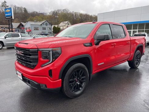 Used 2024 GMC Sierra 1500 Elevation AWD/4WD image 1