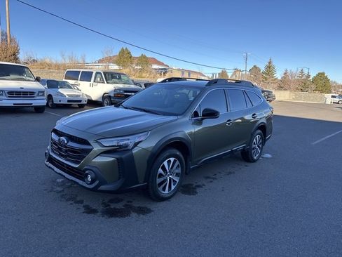 Certified 2025 Subaru Outback Premium image 7