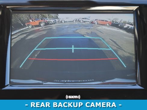 Used 2020 Toyota Camry SE image 15