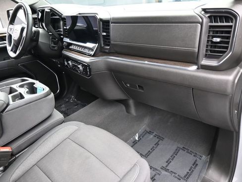 Used 2024 Chevrolet Silverado 1500 LT RWD image 44