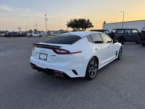 Used 2020 Kia Stinger GT-Line w/ Sun & Sound Package image 3