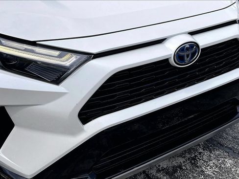 Used 2022 Toyota RAV4 XSE w/ XSE Grade Weather Package AWD/4WD image 36