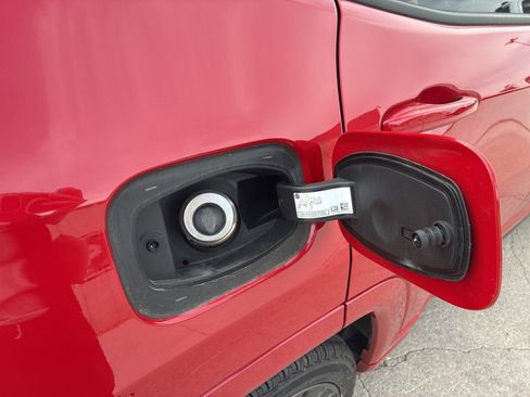 Used 2024 Jeep Compass Limited image 7