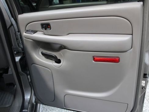 Used 2006 GMC Sierra 2500 SLT w/ Onstar Plus Package image 19