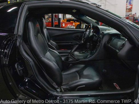 Used 2003 Chevrolet Corvette Z06 w/ Memory Package, 3 Drivers RWD image 36