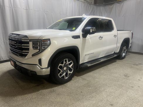 Used 2024 GMC Sierra 1500 SLT w/ SLT Premium Plus Package AWD/4WD image 2