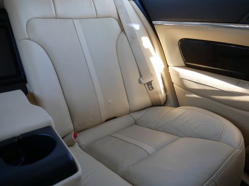 Used 2015 Lincoln MKS w/ Equipment Group 101A image 14