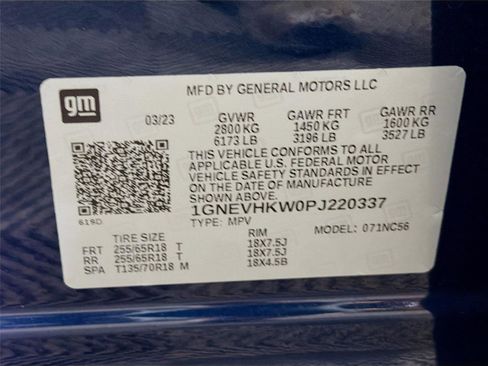 Used 2023 Chevrolet Traverse LT w/ Rear Camera Mirror Package image 32