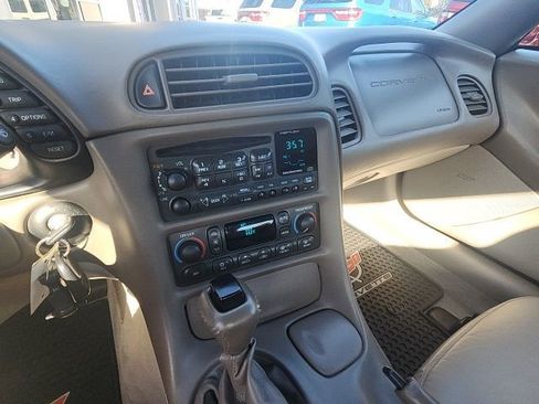 Used 2003 Chevrolet Corvette Convertible w/ Preferred Equipment Group1 image 19