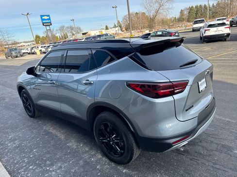 Used 2024 Chevrolet Blazer LT w/ Convenience Package image 9