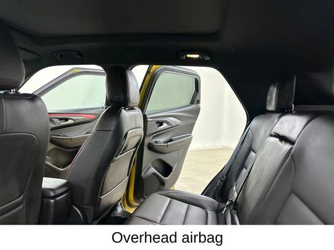 Used 2025 Chevrolet TrailBlazer RS w/ Convenience Package AWD/4WD image 32