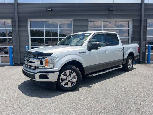 Used 2018 Ford F150 XLT w/ Equipment Group 302A Luxury RWD image 1