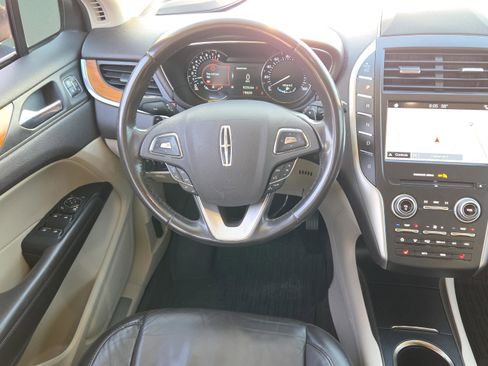 Used 2019 Lincoln MKC Select w/ Select Plus Package image 13