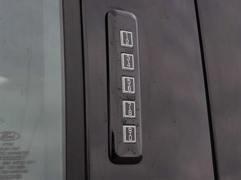 Certified 2024 Ford F250 Lariat w/ Lariat Ultimate Package image 18