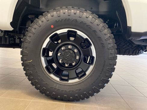 New 2026 Ford F250 Platinum w/ Tremor Off-Road Package AWD/4WD image 52