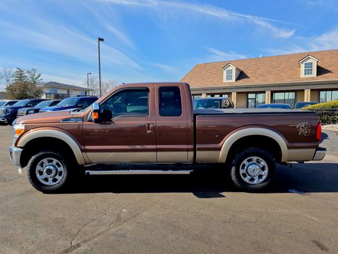 Used 2012 Ford F250 Lariat w/ Chrome Pkg image 13
