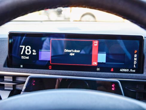 Used 2023 Ford Mustang Mach-E Select image 17