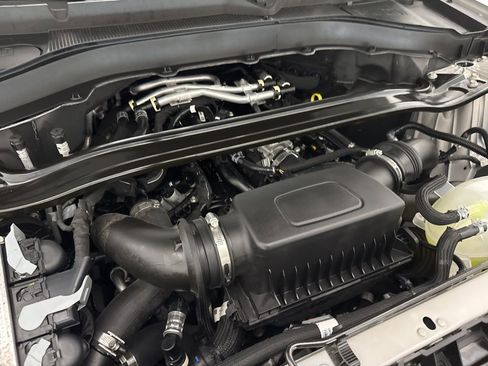 Used 2025 Ford Explorer ST image 59