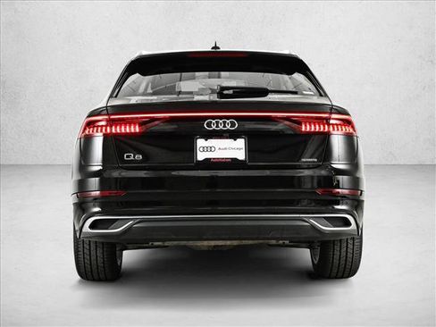 Used 2023 Audi Q8 Premium AWD/4WD image 7