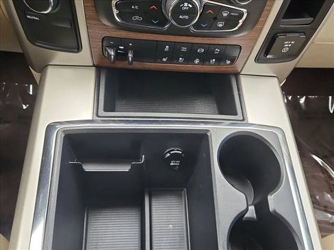 Used 2014 RAM 2500 Laramie w/ Convenience Group image 11