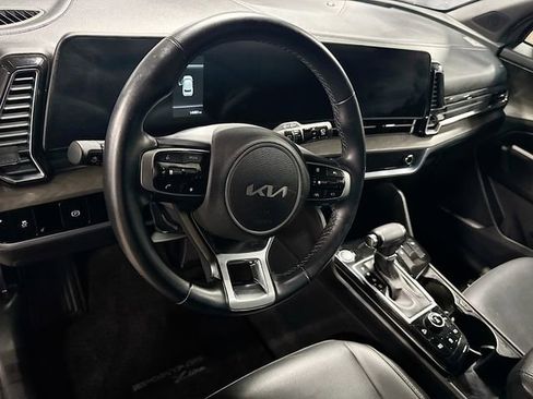 Used 2023 Kia Sportage X-Line AWD/4WD image 9