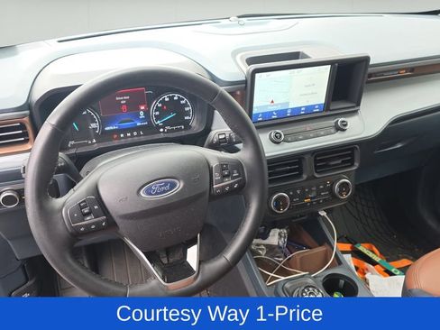 Used 2023 Ford Maverick Lariat w/ Lariat Luxury Package FWD image 12