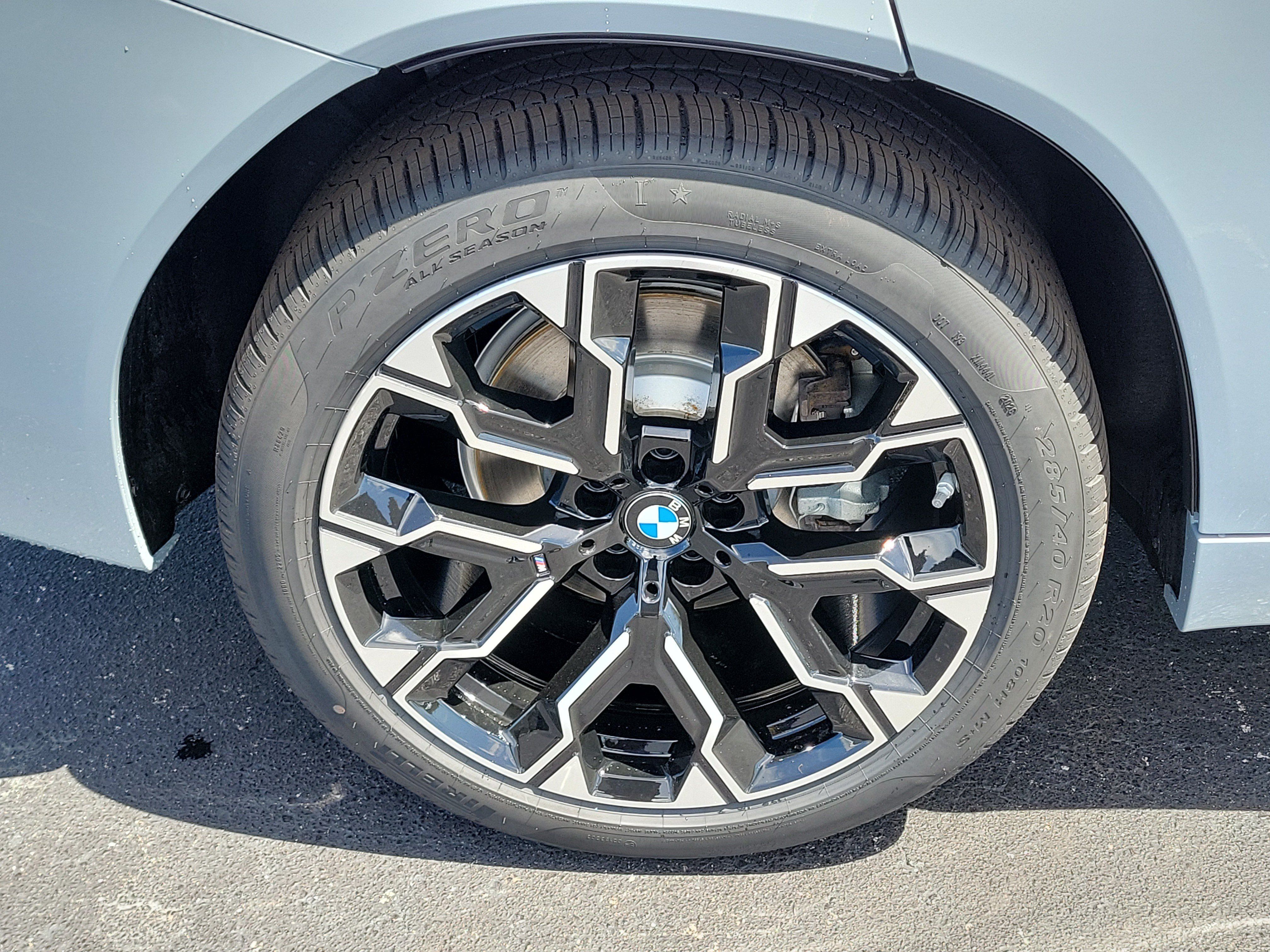 New 2026 BMW X3 xDrive30i w/ M Sport Package AWD/4WD image 5