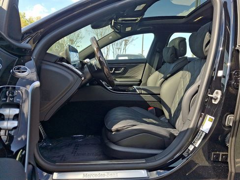 New 2026 Mercedes-Benz S 580 4MATIC Sedan image 9