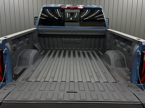 Used 2026 GMC Sierra 3500 Denali w/ Denali Reserve Package AWD/4WD image 17