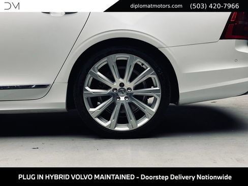 Used 2019 Volvo S90 T8 Inscription w/ Advanced Package AWD/4WD image 44