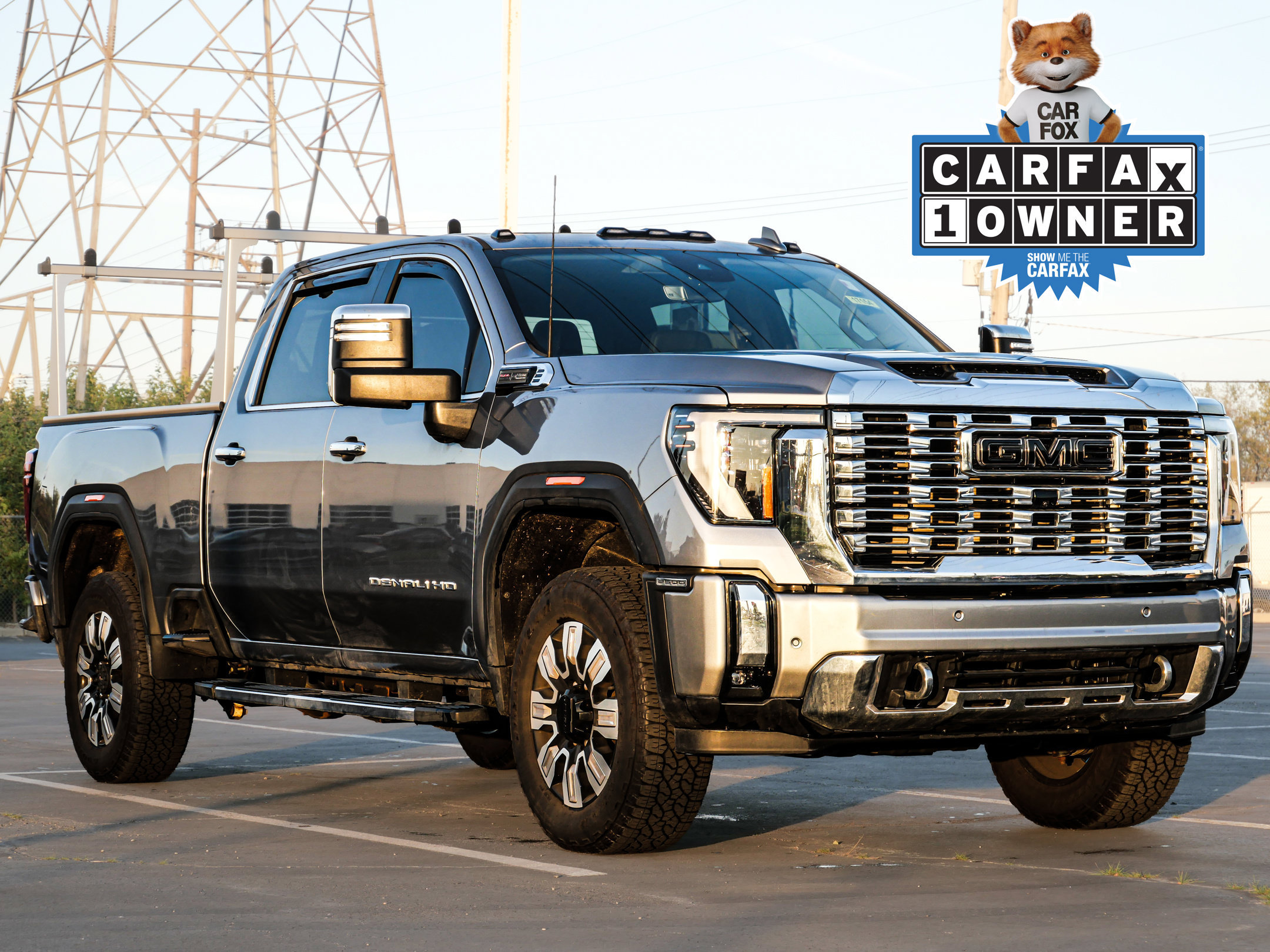 Used 2025 GMC Sierra 2500 Denali w/ Denali Reserve Package AWD/4WD image 1