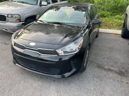 Used 2019 Kia Rio LX image 1