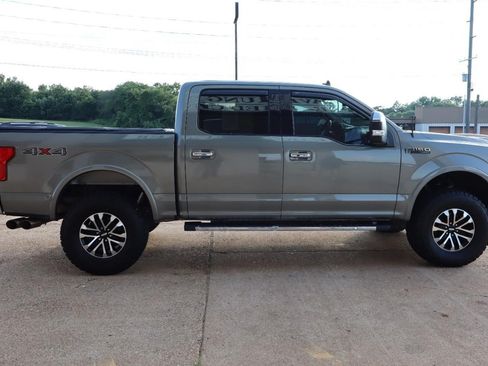 Used 2019 Ford F150 Lariat AWD/4WD image 6