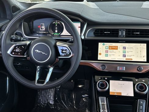 New 2024 Jaguar I-PACE R-Dynamic HSE image 13