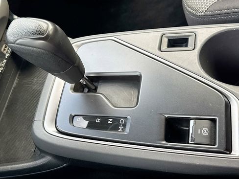 Used 2024 Subaru Crosstrek 2.0i Premium image 22