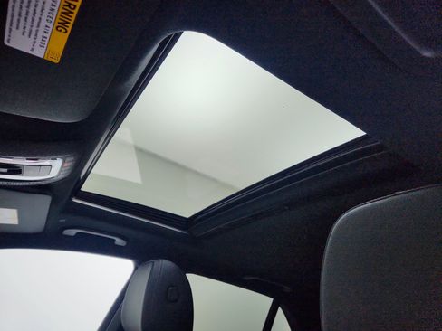 Certified 2025 Mercedes-Benz GLE 350 4MATIC image 12