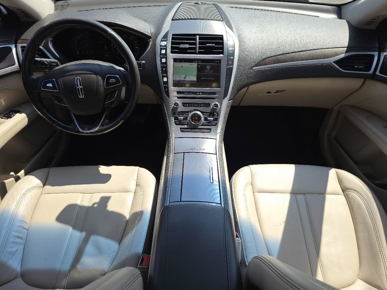Used 2018 Lincoln MKZ Select w/ Select Plus Package AWD/4WD image 24