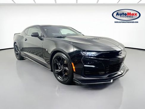 Used 2022 Chevrolet Camaro SS RWD image 1