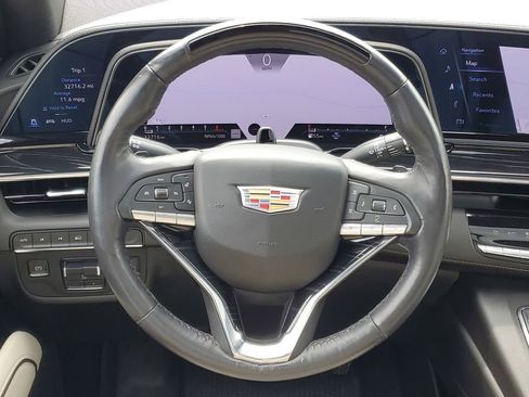 Used 2023 Cadillac Escalade ESV Sport w/ LPO, ONYX Package AWD/4WD image 25