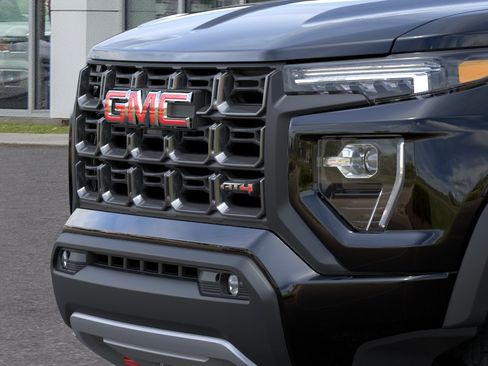 New 2026 GMC Canyon AT4 AWD/4WD image 13