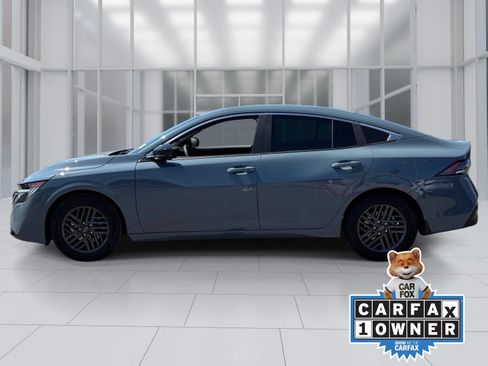 Used 2026 Nissan Sentra SV w/ SV Convenience Package FWD image 2