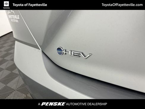 Used 2026 Toyota Camry LE w/ Convenience Package FWD image 11