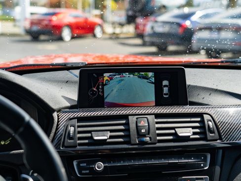 Used 2015 BMW M3 RWD image 22