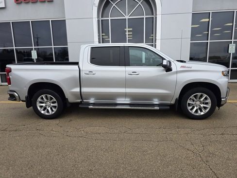 Used 2019 Chevrolet Silverado 1500 LTZ w/ LTZ Premium Package image 2